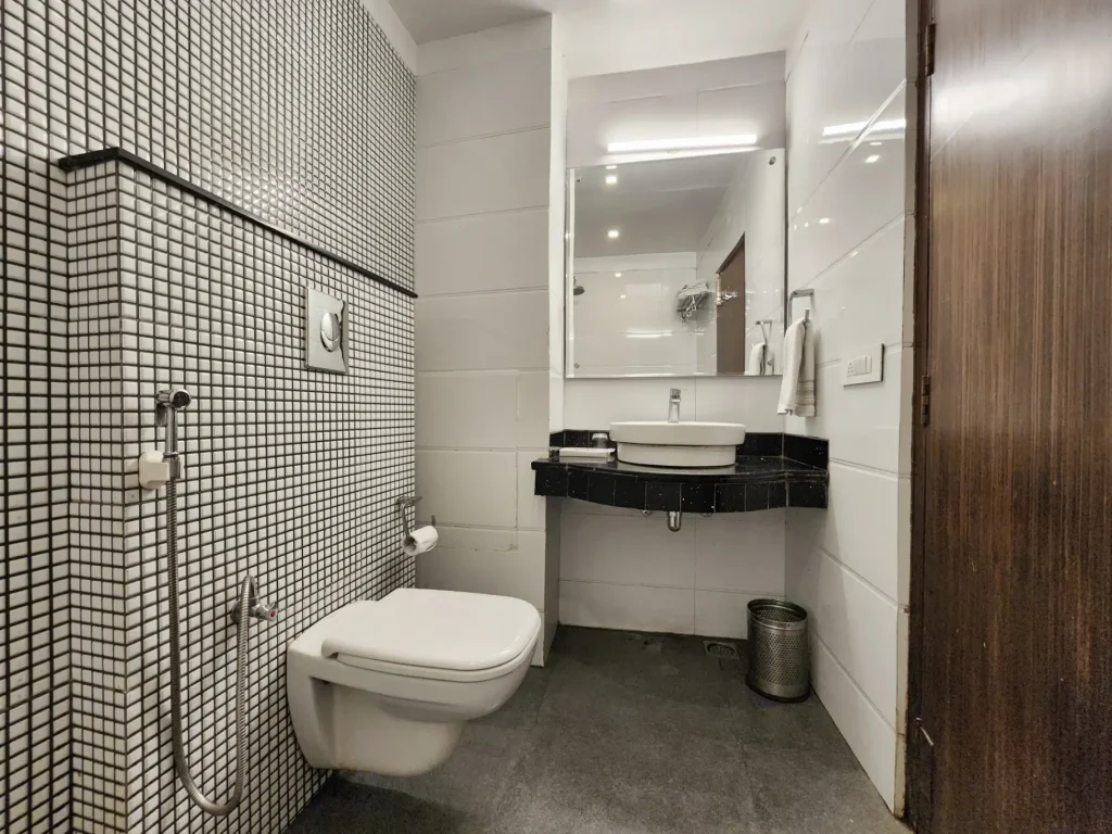 Rooms & Suites