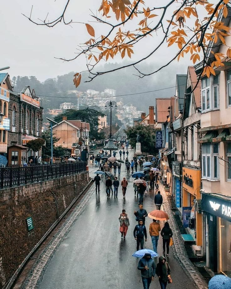 Mall Road Shimla Himachal Pradesh shopping and leisure area